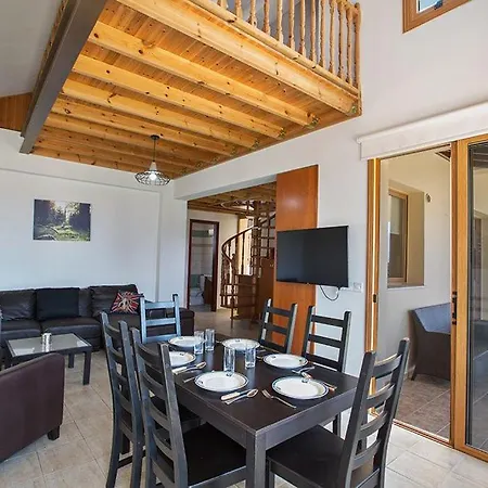 Villa Konnos View, Stunning 6bdr With Private Pool, Close To Konnos *