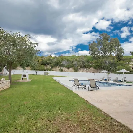 Villa Konnos View, Stunning 6bdr With Private Pool, Close To Konnos Protaras